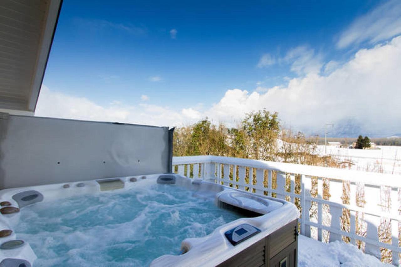 B&B Mon Reve, Petit Dejeuner Bio, Jacuzzi Les Evouettes エクステリア 写真