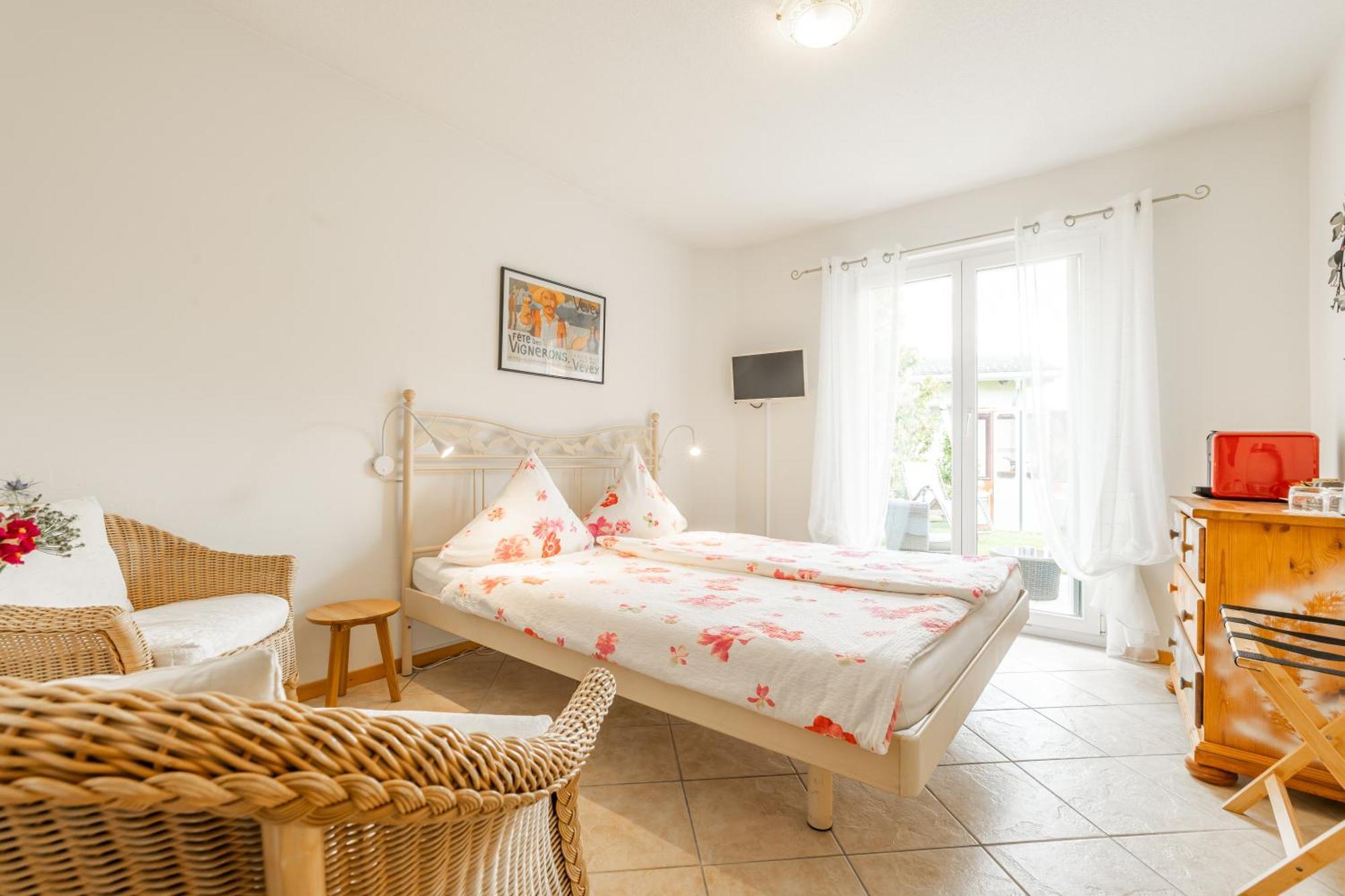B&B Mon Reve, Petit Dejeuner Bio, Jacuzzi Les Evouettes エクステリア 写真